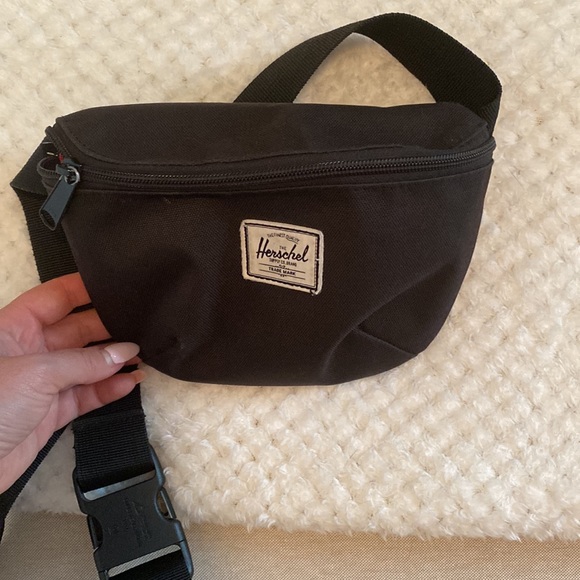 Herschel ajustable belt bag - Picture 4 of 6